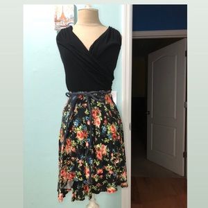 Karen Kane – black and orange floral print dress